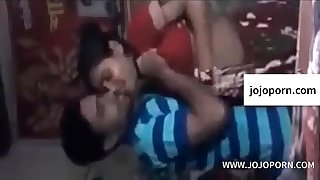 Bengali girlfriend fuck by lover in a room with bangla audio
