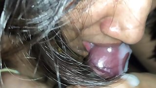 Sexiest Indian Lady Closeup Trunk Gargling with Sperm in Throat