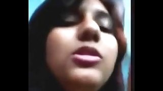 Desi Bengali jaw-dropping girl uncovering (selfi)