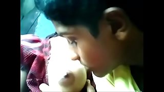 http://destyy.com/wJOz5D  watch full video India teen enjoy with boyfriend