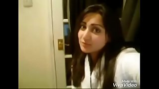 Pakistani bhabhi flashing sexy boobs and vag